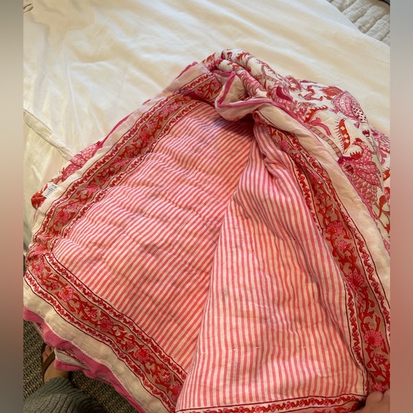 Roller Rabbit Amanda Quilt - Full / Queen - Picture 4 of 4